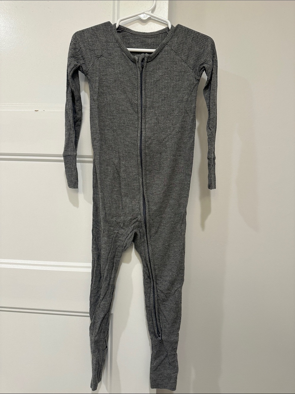 Long-Sleeve Gray Ribbed One-Piece Zip Pajamas
